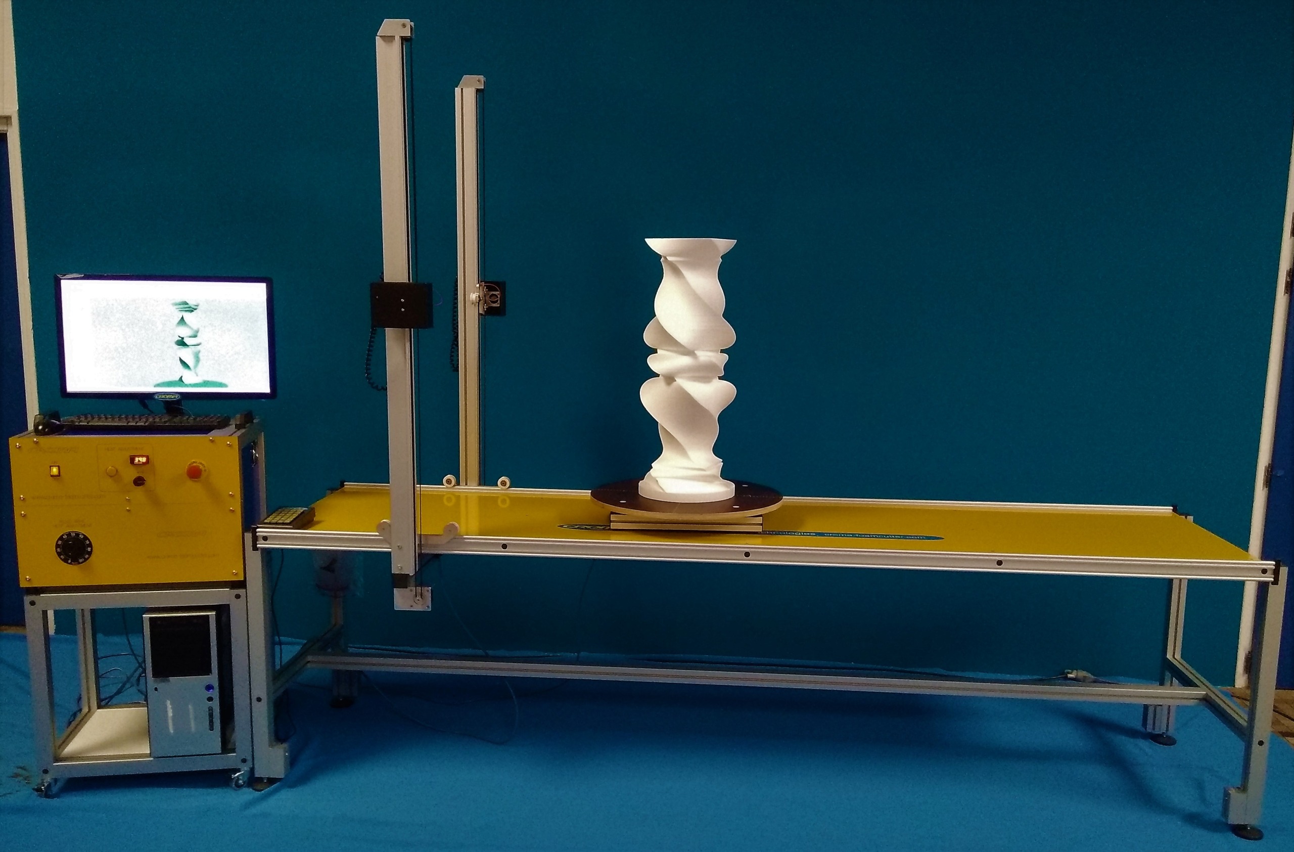 CNC decoupe fil chaud par CROMA