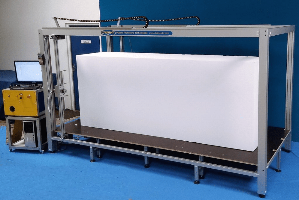  Croma, fournisseur de Machine cnc fil chaud